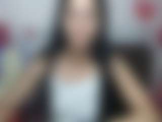 Live cam show with EvaClarkk - Average on Mixed Magazine Live