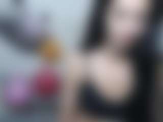 Live-camshow met EvaClarkk - Average op Camsoda
