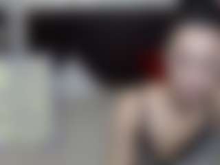 Live cam show with EvaClarkk - Average on SpankPalCams