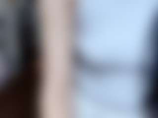 Live cam show with EvaClarkk - Camel Toe on fapnchat