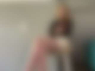 Live cam show with GretaReddy - Young Adult on Uber Horny