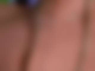 Live cam show with KyomiVelvet - Camel Toe on chickslive.net