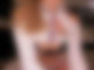 Live cam show with KyomiVelvet - Green Eyes on SpunkLive