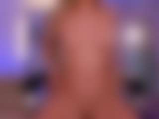 Live cam show with KyomiVelvet - Blonde Hair on Camsoda