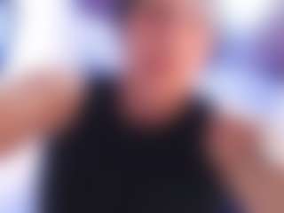 ladyraing's Live Sex Cam Show