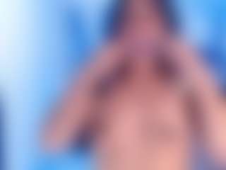 ladyraing's Live Sex Cam Show