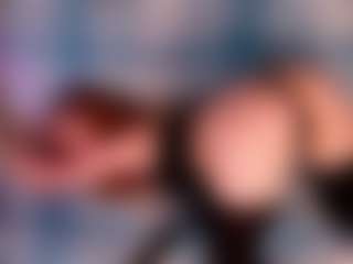 luisa-memoral's Live Sex Cam Show