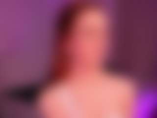 Live cam show with MilaFlame - Green Eyes on Dare Cams