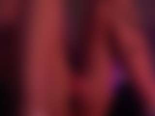 Live cam show with MilaFlame - Green Eyes on Uber Horny