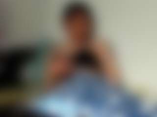 Pettite-gotth's Live Sex Cam Show