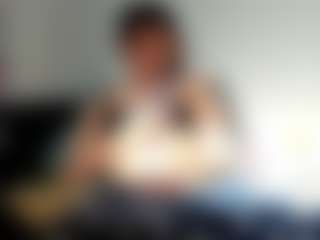 Pettite-gotth's Live Sex Cam Show