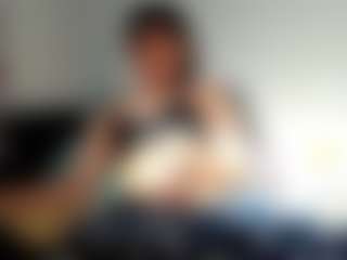 Pettite-gotth's Live Sex Cam Show
