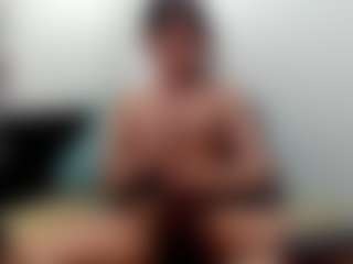 Pettite-gotth's Live Sex Cam Show