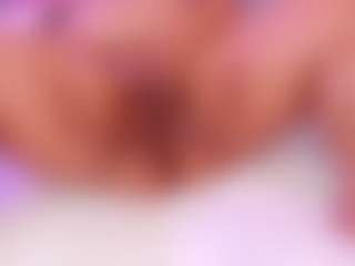 Live cam show with tatikanyx - Oil on TeamSkeetLive