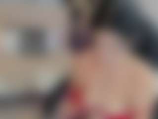 Live cam show with Alahia-bree - Colombia on 1on1-livenow