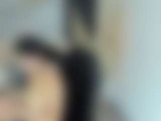 Live cam show with Alahia-bree - Bondage on 1on1-livenow