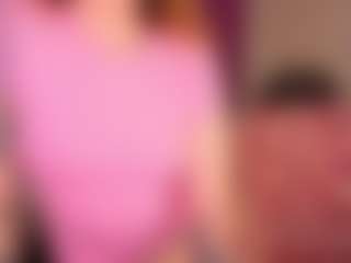 Live cam show with Amy - Athletic Public on TottyGirls