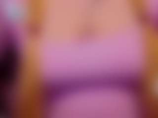 Live cam show with Amy - Blonde Hair Teen (18+) on Camsoda