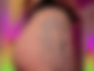 Live cam show with Amy - Submissive on Camsoda