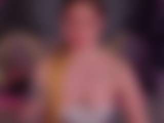 Live cam show with Amy - Domina on CamClone