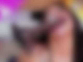 Live cam show with Micki - Big Tits on Streamer API
