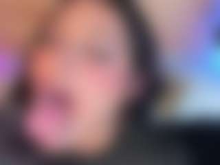 Micki's Live Sex Cam Show