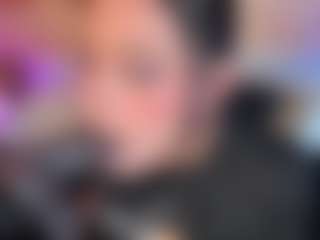 Live cam show with Micki - Big Ass on Instabang
