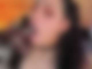 Live cam show with Micki - BBW on CamSodaAdn