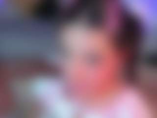 Live cam show with Micki - Brown Eyes Teen (18+) on parknlotfishbdy