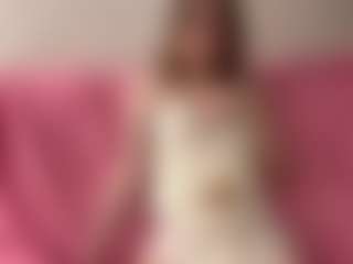 Live cam show with Rose - Ass Bouncing on parknlotfishbdy