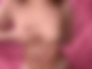 Live cam show with Rose - Young Adult on testsause.com