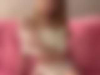 Live cam show with Rose - Striptease on hrnylive.com