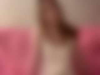 Live cam show with Rose - Red Hair on TeamSkeetLive