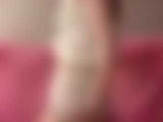 Live cam show with Rose - Teen (18+) on fuklive.com