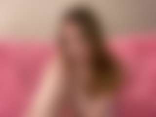 Live cam show with Rose - Petite on Camsoda.co