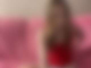 Live cam show with Rose - Bedroom on Uber Horny