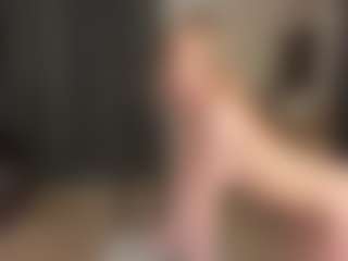 Live cam show with Rose - Teen (18+) on liverealitysex.com