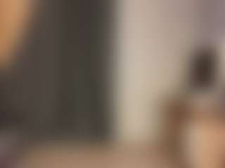 Live cam show with Rose - Small Tits on Gym Cam Girls