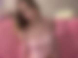 Live cam show with Rose - Teen (18+) on Uber Horny