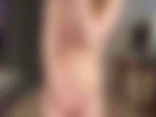 Live cam show with Rose - Erotic Dance on hrnylive.com
