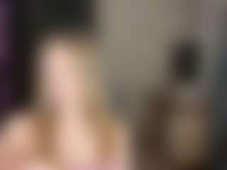Live cam show with Rose - Spank Blonde Hair on SpunkLive
