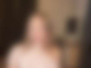 Live cam show with Rose - Lush Blonde Hair on Camming Site