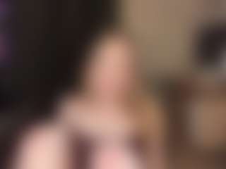 Live cam show with Rose - Red Hair Fetish on AdultVida.com