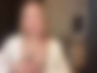 Live cam show with Rose - Blonde Hair Teen (18+) on Fapmatic.com