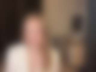 Live cam show with Rose - Blonde Hair Teen (18+) on ObeyMaria