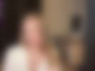 Live cam show with Rose - Blonde Hair Teen (18+) on CamClone