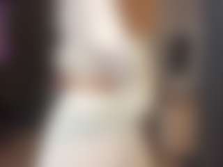 Live cam show with Rose - Red Hair Teen (18+) on livesexfox.com