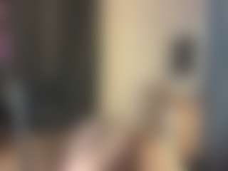 Live cam show with Rose - Blonde Hair Teen (18+) on boobsie.com