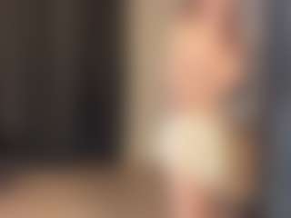 Live cam show with Rose - Blonde Hair Teen (18+) on fuck-show.com