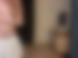Live cam show with Rose - Blonde Hair Teen (18+) on thefappeningchat.com